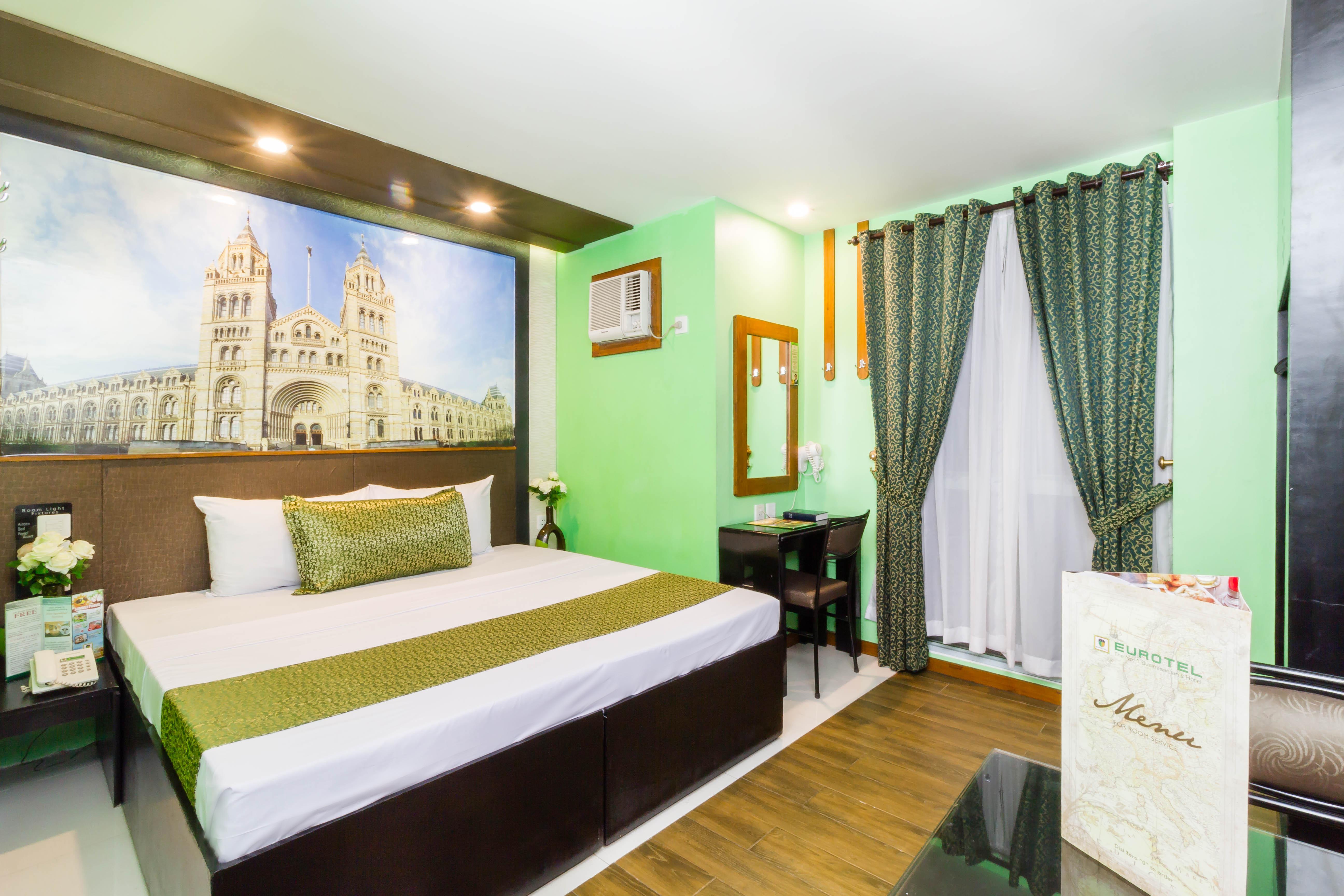 Eurotel Vivaldi Araneta Quezon City Exteriör bild