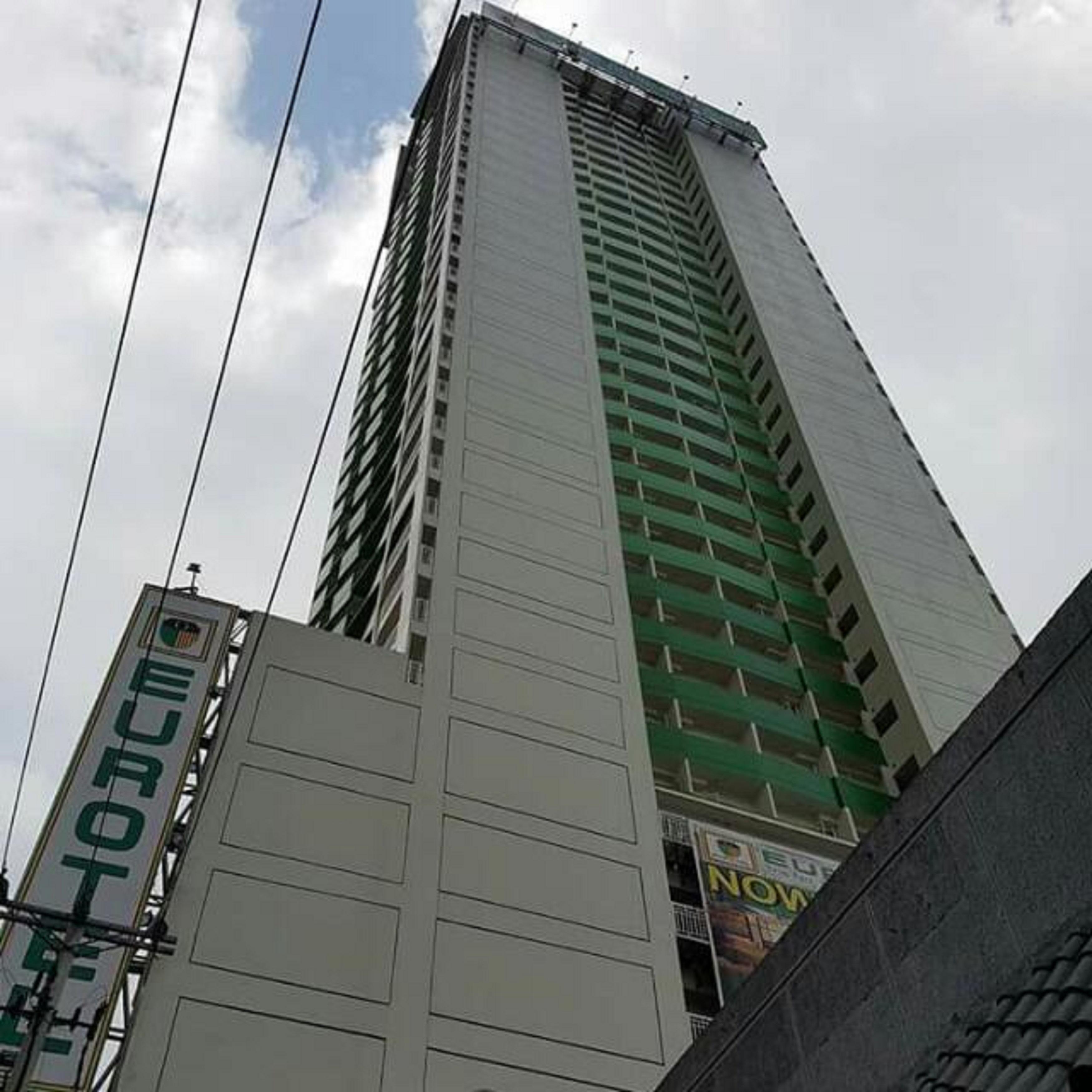 Eurotel Vivaldi Araneta Quezon City Exteriör bild