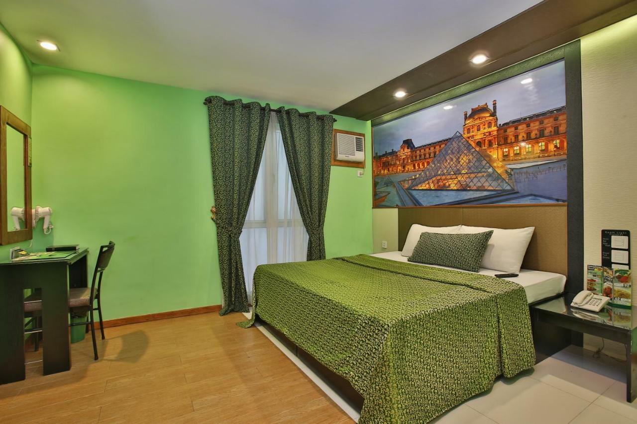 Eurotel Vivaldi Araneta Quezon City Exteriör bild